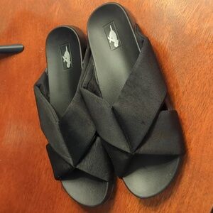 Black Rocket Dog Slides